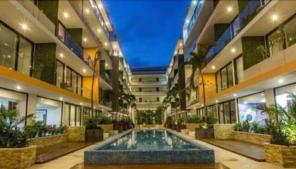 Menesse The City By Playa Moments