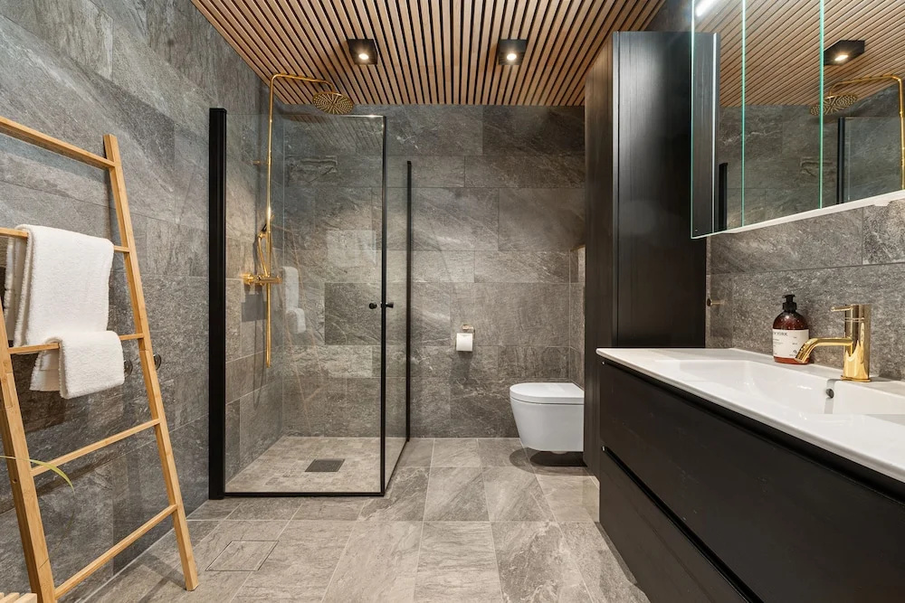 Enter Tromsø Luxury Villa