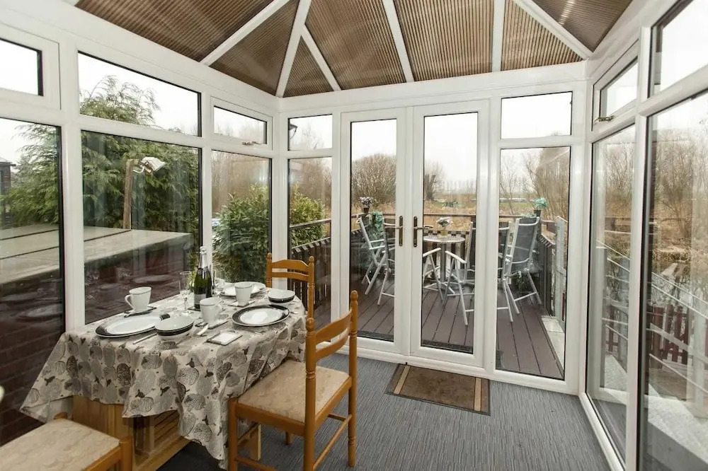 Isleham River Lodge