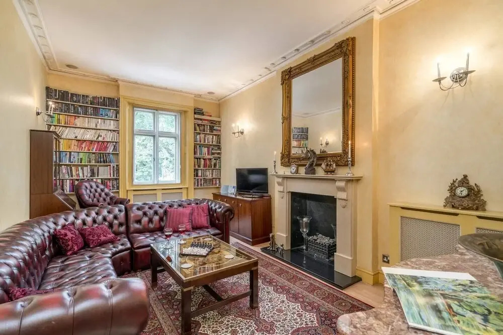 Elegant 2 BR Apartment in Paddington