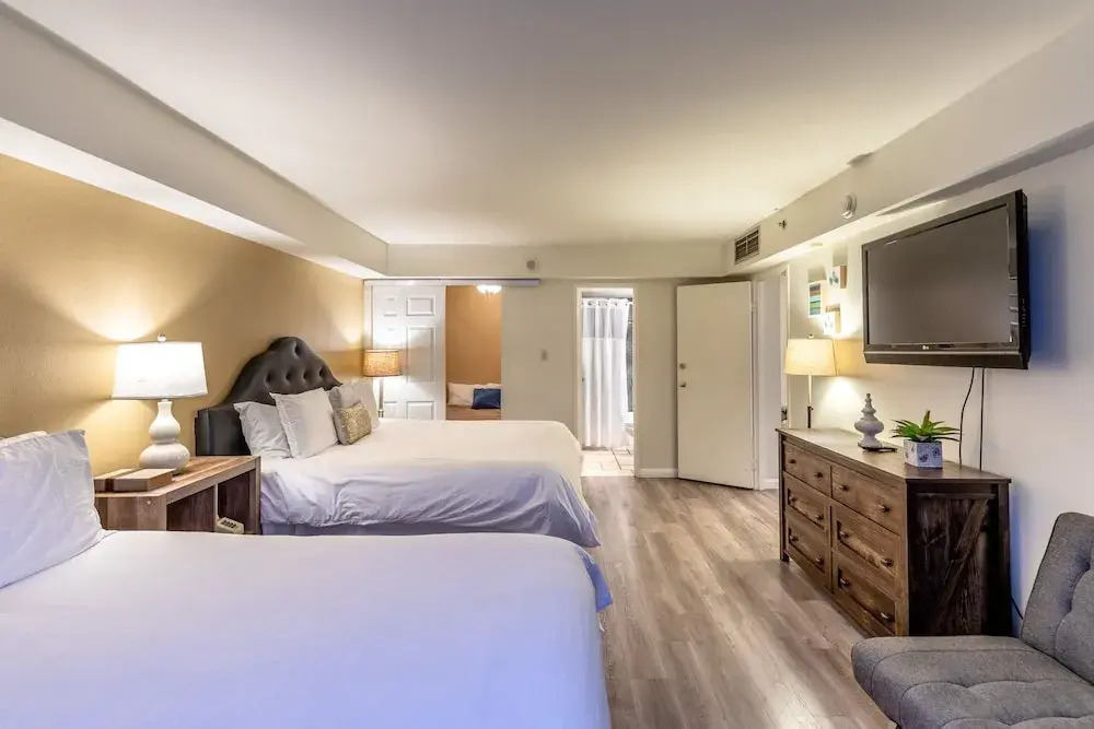 Stay Together Suites 2BD2B Apartment