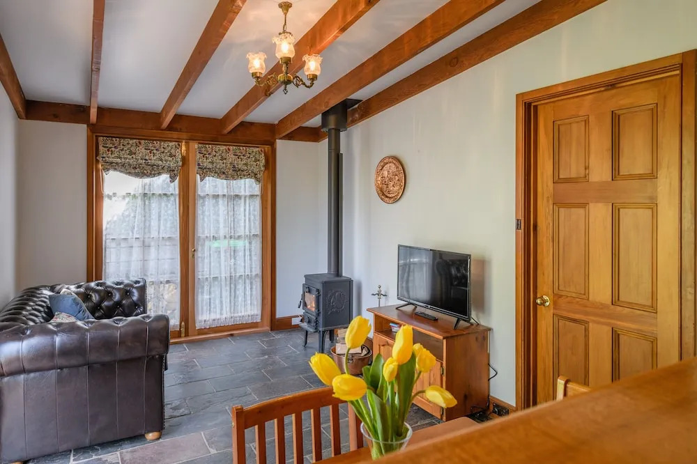 Bridge Cottage