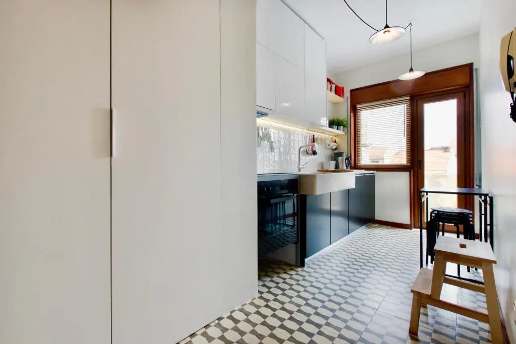 Spacious and Bright City Apartment I - 4 floor NO ELEVATOR