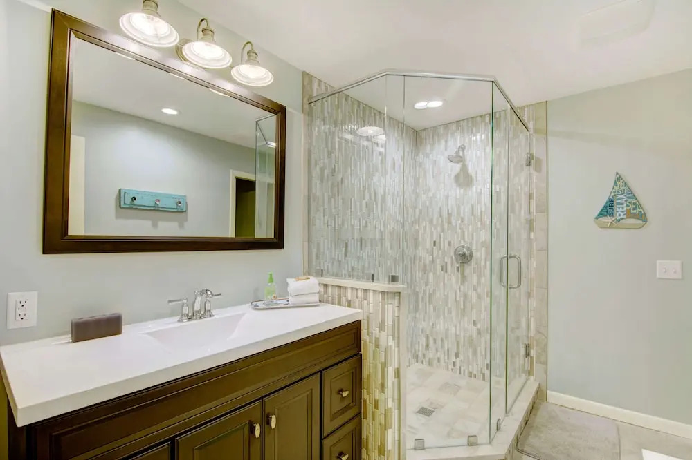 2204 Ocean Road by Hodnett Cooper