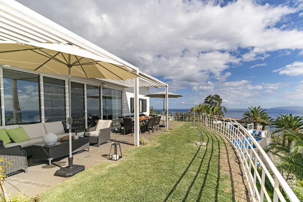 Vila da Falésia-With Pool and views