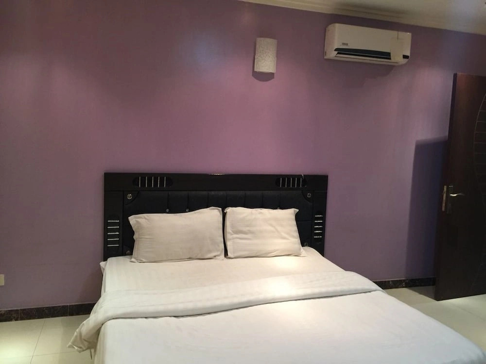 Al Raha Garden Furnished Apartments 3
