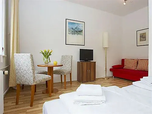 RS Apartments am Kurfrstendamm - Droysenstrae 9