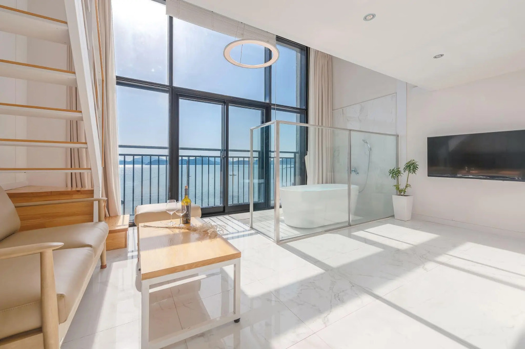 Yeosu Soreureu Spa Pension