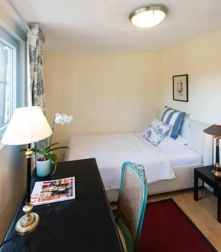 Guesthouse Dirazi
