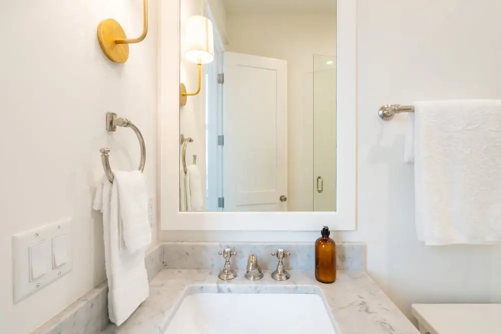 Marlin by Avantstay Beachfront Mansion w/ 10 Bdrs & Multiple Living Spaces & Kitchens!
