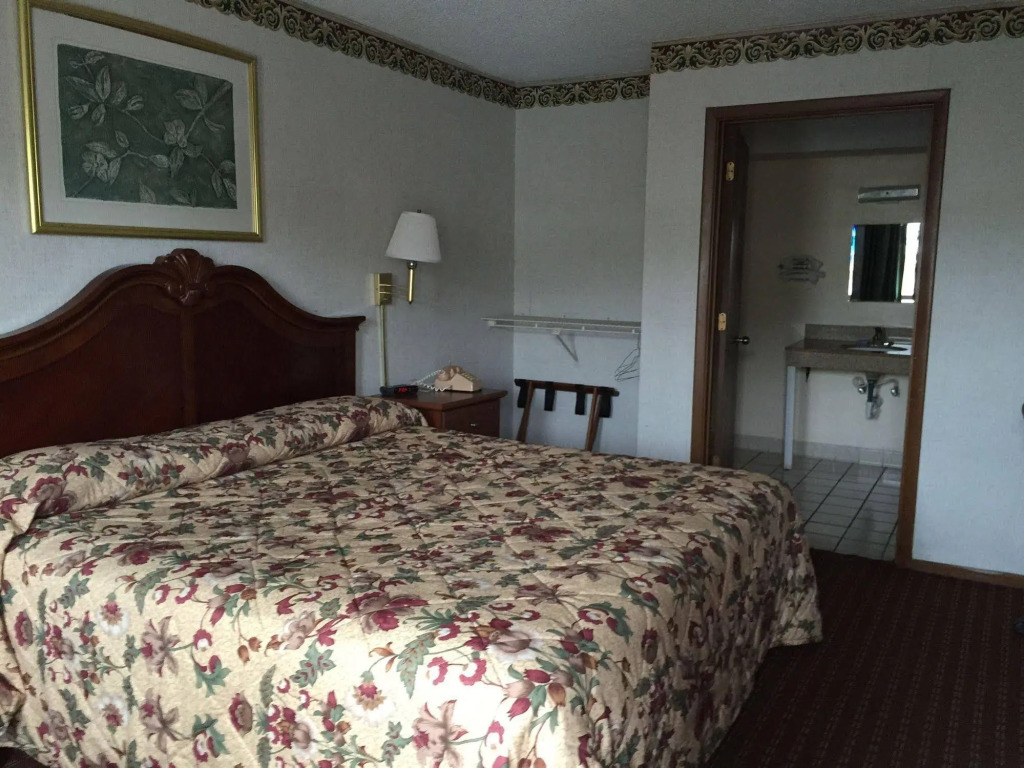 Executive Inn