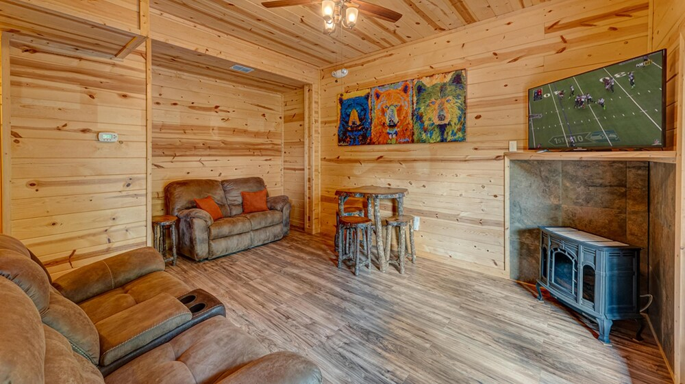 Standing Bear Lodge by Escape to Blue Ridge
