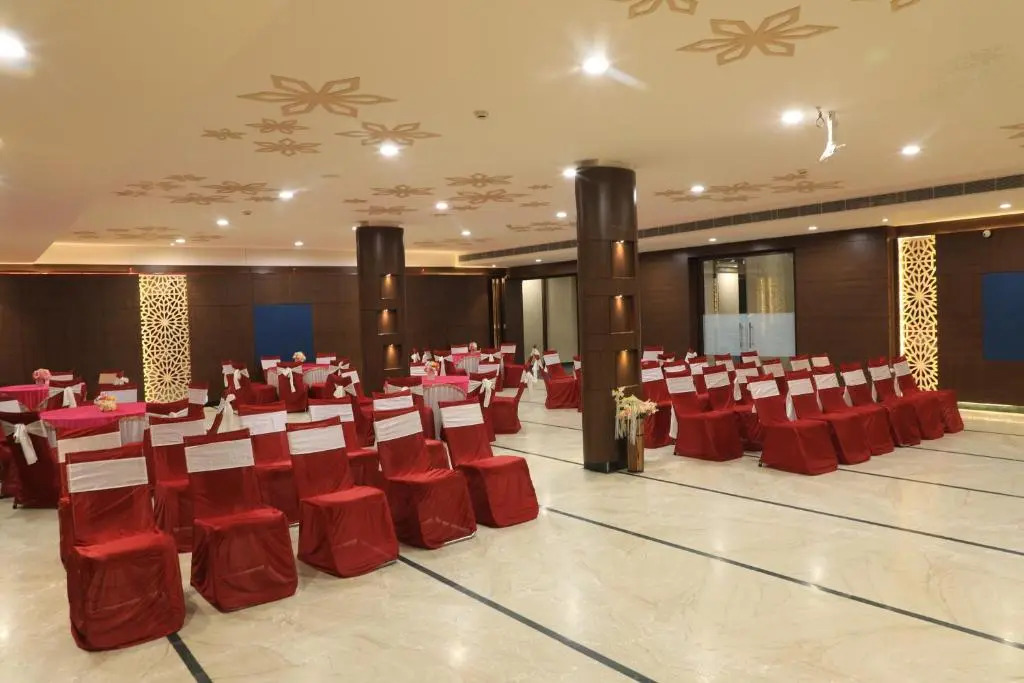 Cosmos Raj Plaza Jaipur