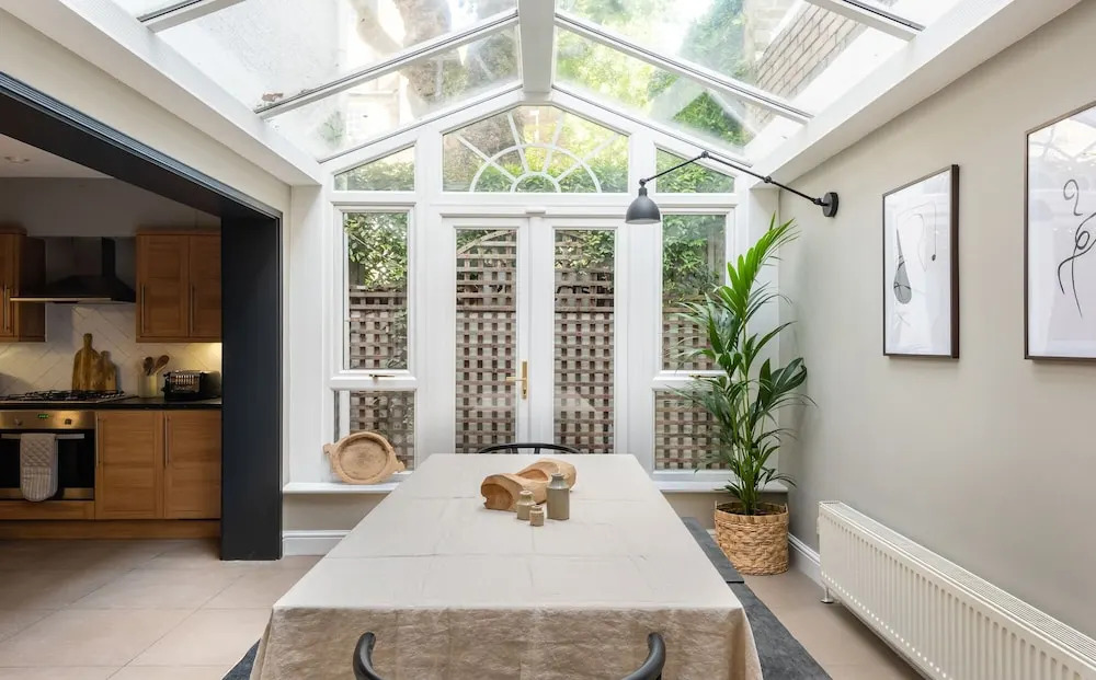 The Chelsea House by H House