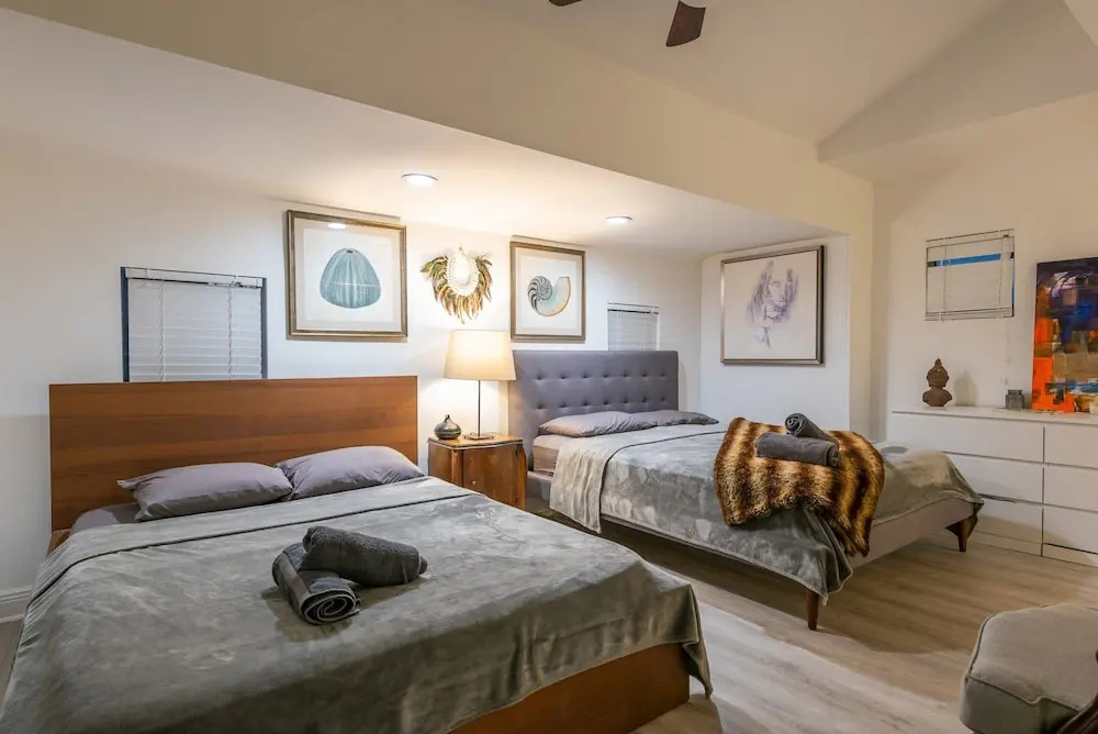 Villa Hashmi Luxury 5BD & 5BA Retreat on North Bay Island