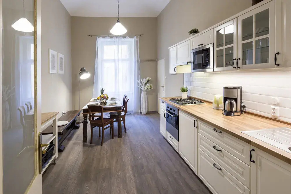 Dlouha Apartments