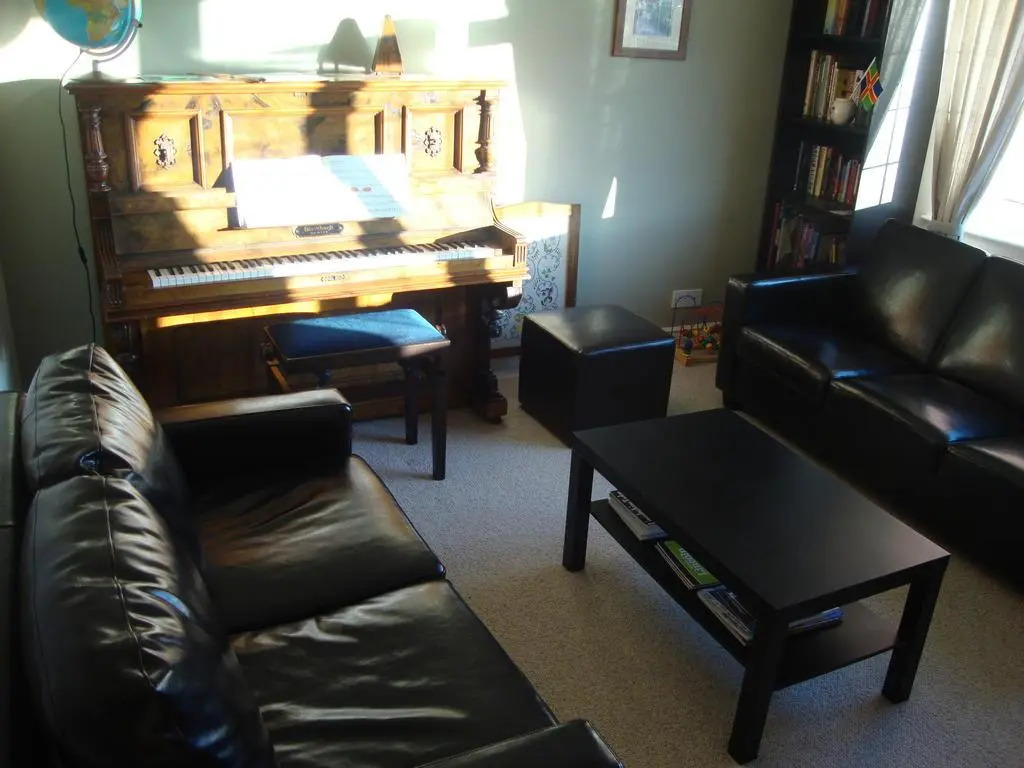 Canal View Bed And Breakfast