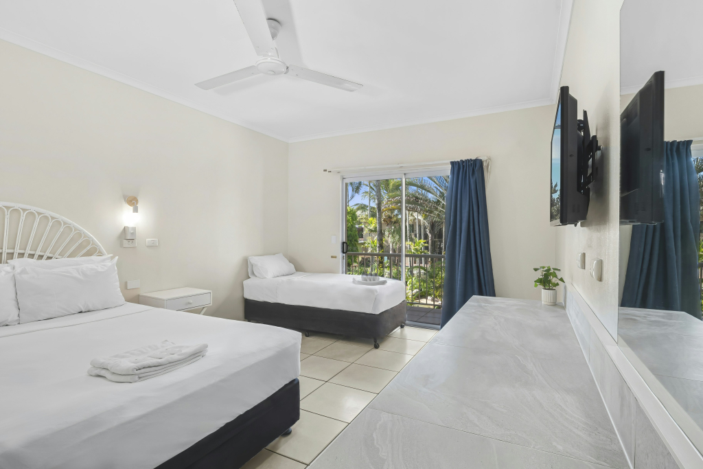 Hotel Tropiq