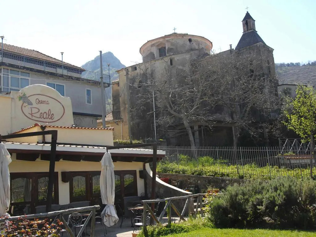 Reale Wine Resort