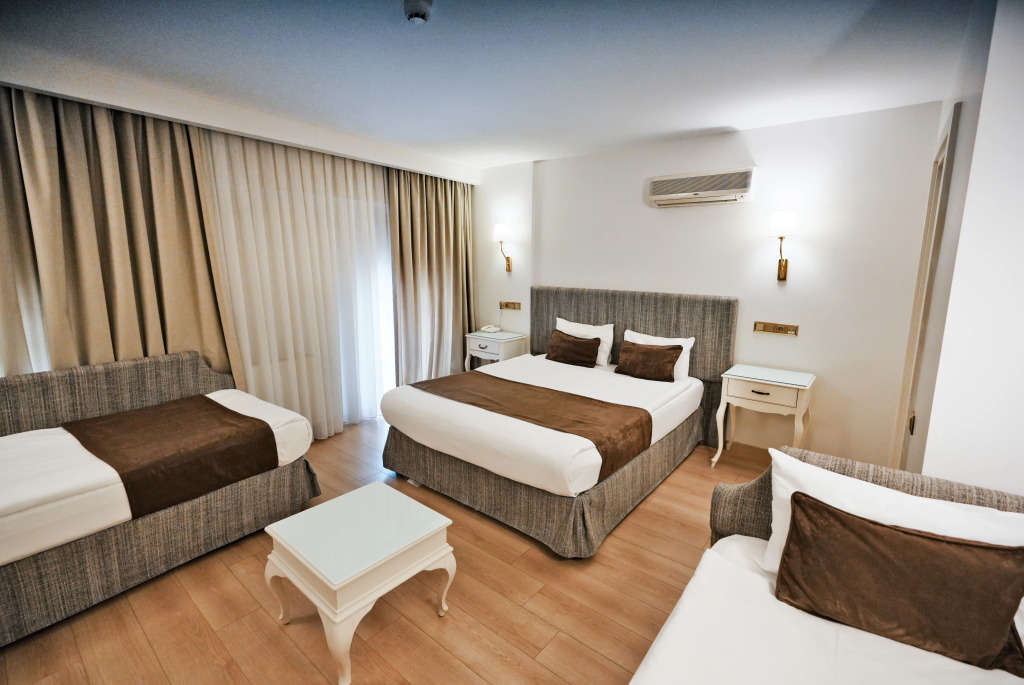 Taximtown Hotel