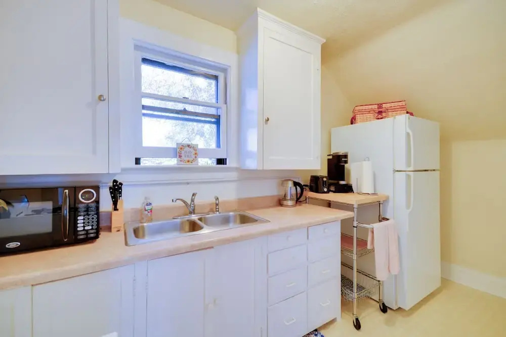 Wfh-friendly Billings Apt ~ 1 Mi to Downtown!