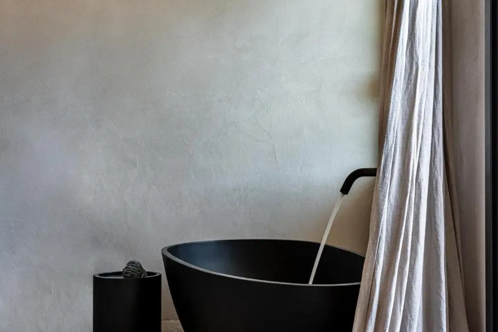 Aeonic Suites and Spa