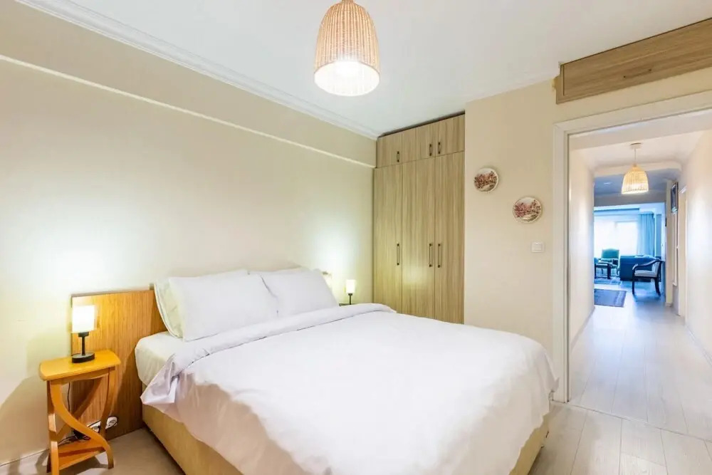 Pleasant Flat with Balcony in Moda Kadikoy