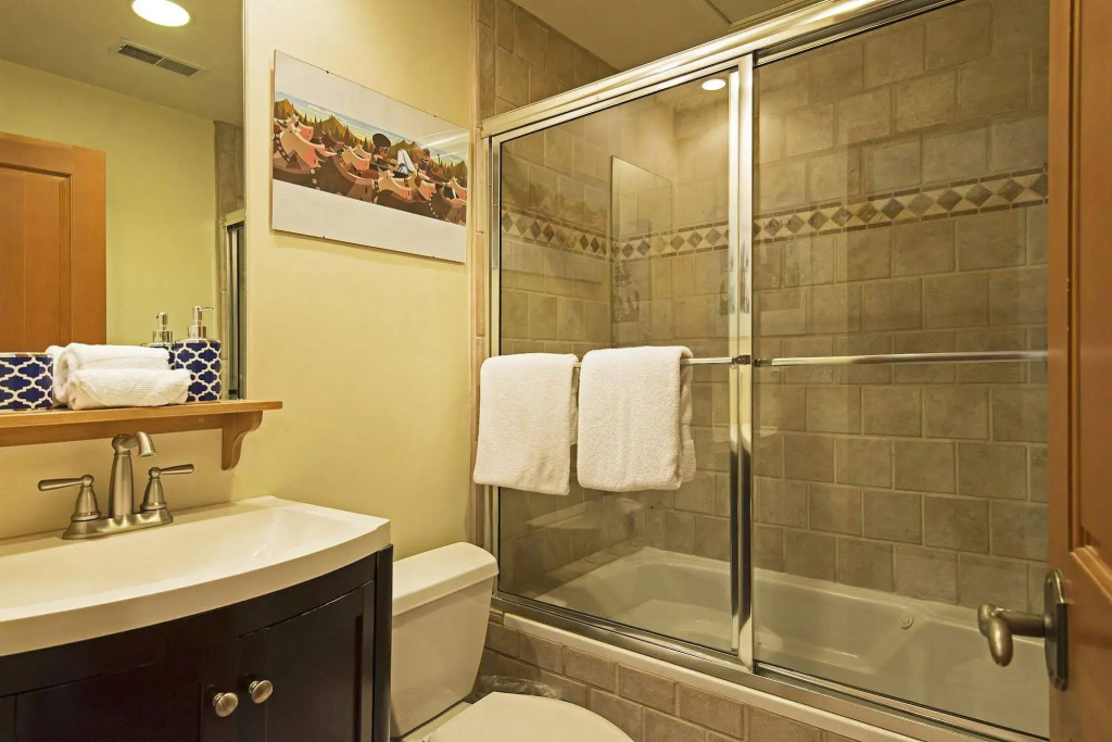 Lift Lodge Condo