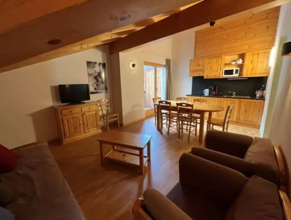 Awesome Apartment Near ski Slope