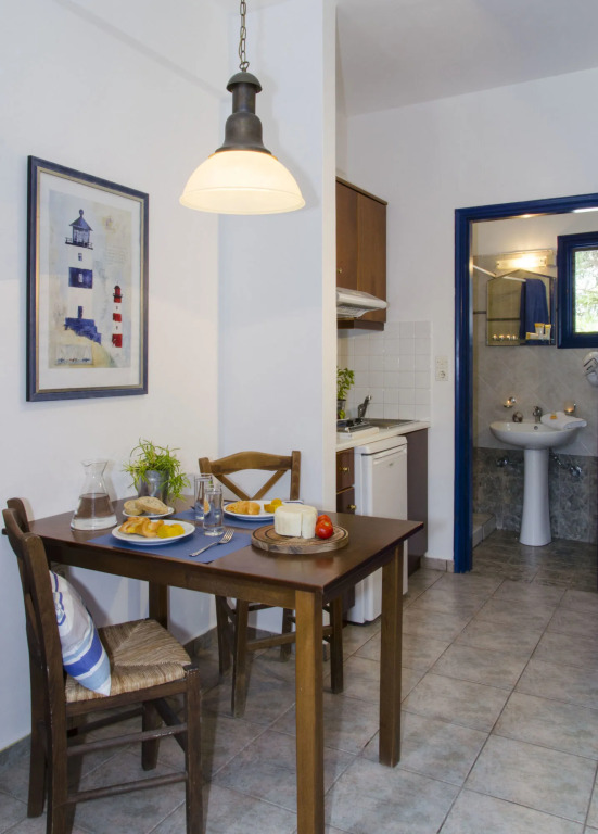 Mouras studios