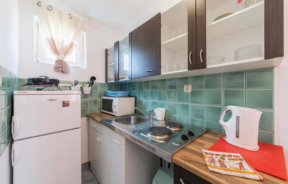 Amazing Apartment in Fazana With Wifi and 2 Bedrooms