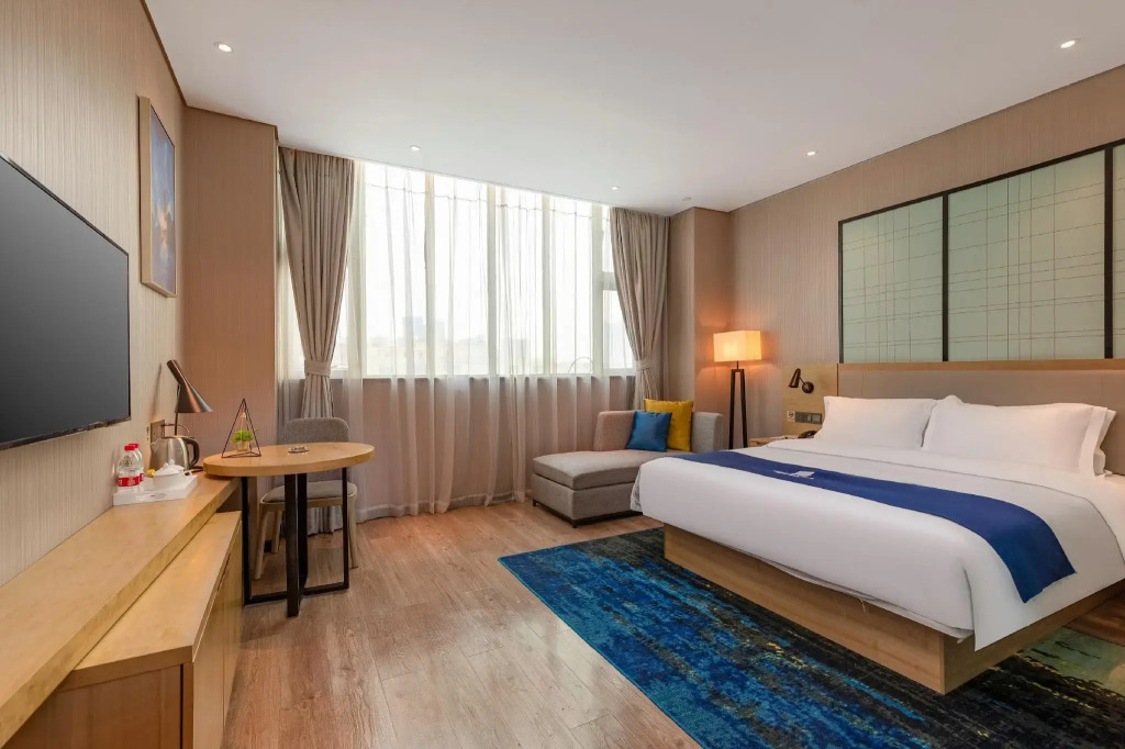 Echarm Hotel (Foshan Huangqi)