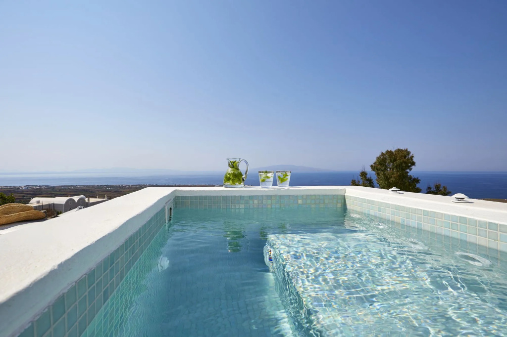 Aperanto Suites