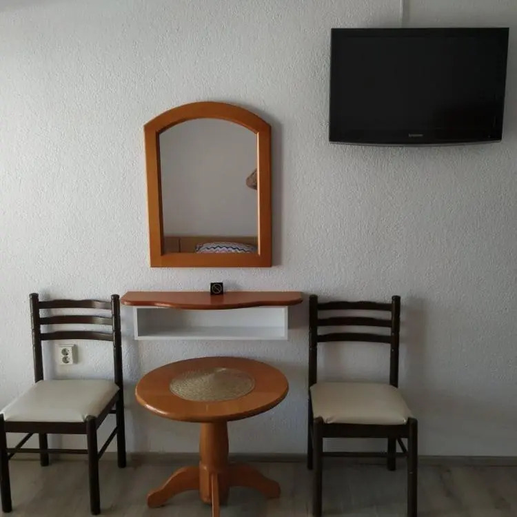 Apartments Mostrovi