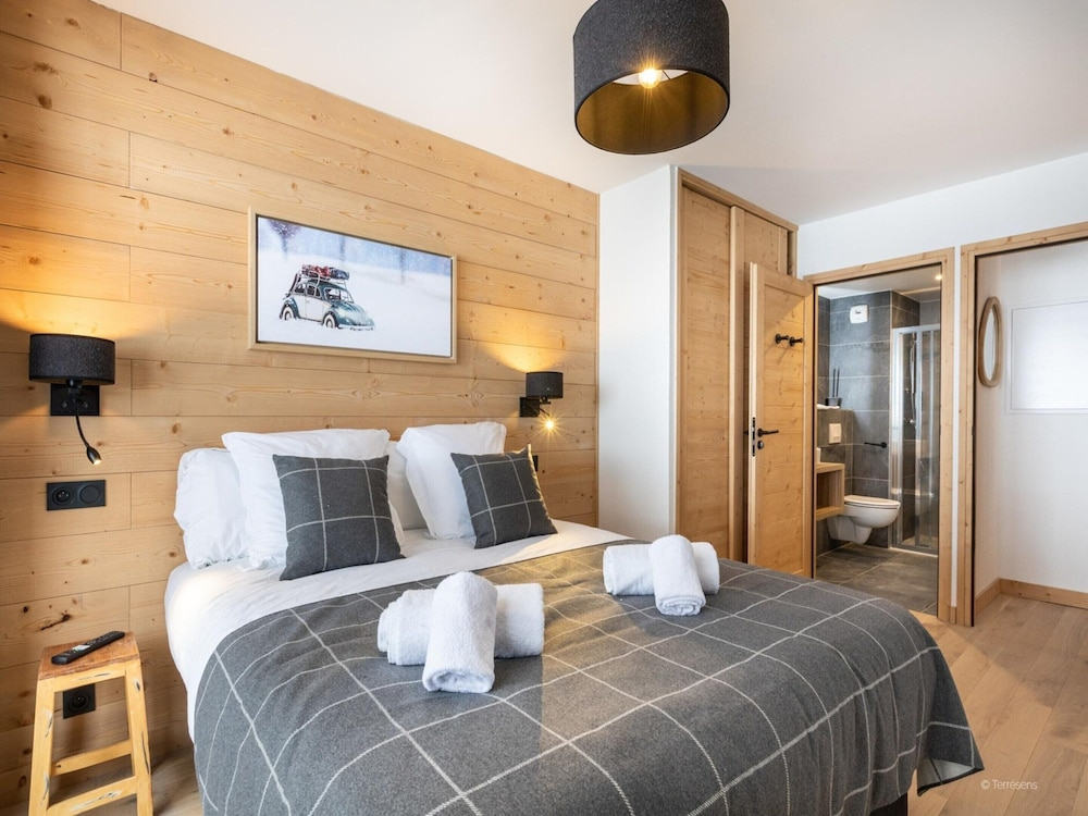 Apartment in Fornelet Near Ski Lifts