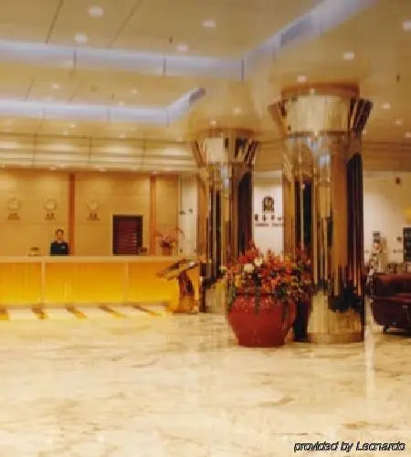 Rotating Place Hotel - Foshan