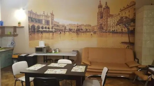 Hostel Smocza Jama