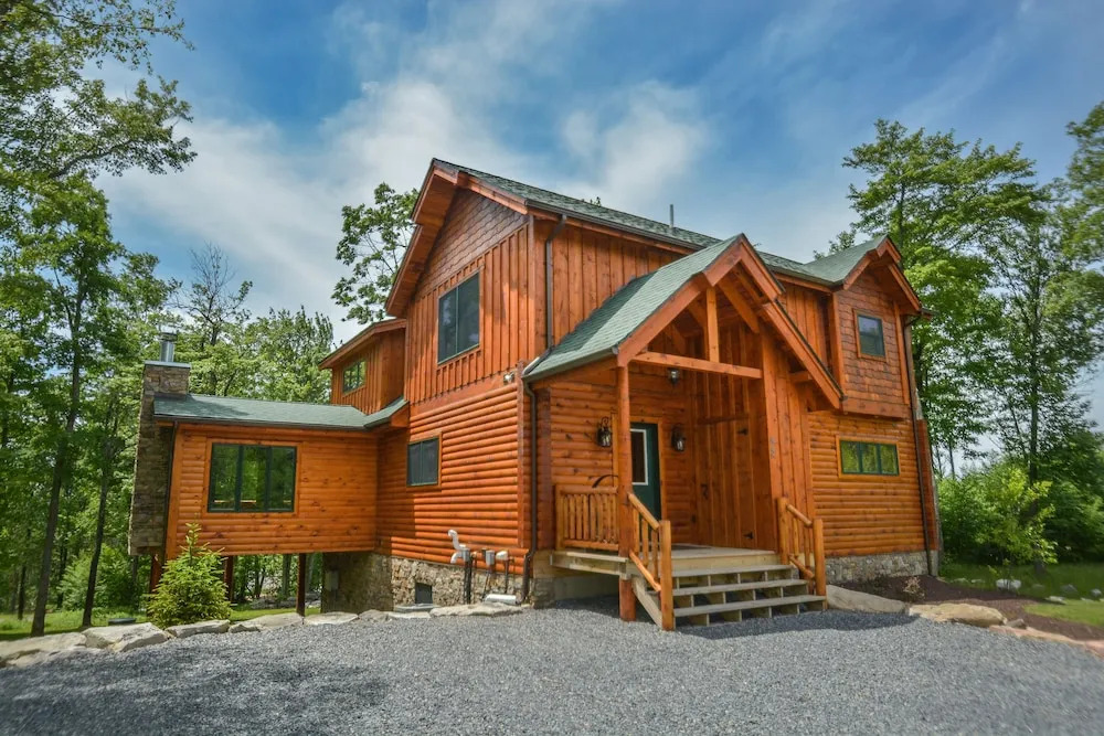 Our Mountain Home 5 Bedroom House