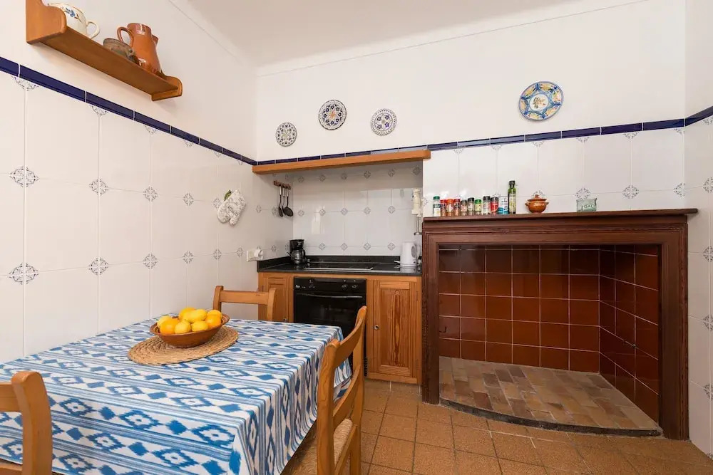 H Rreo in Campos With 3 Bedrooms and 2 Bathrooms