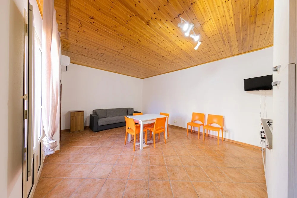 XXV Novembre apartments