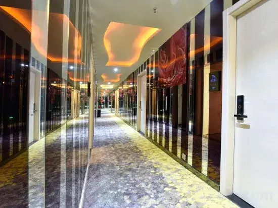Shanghai Hua Yu The Tophams Hotel