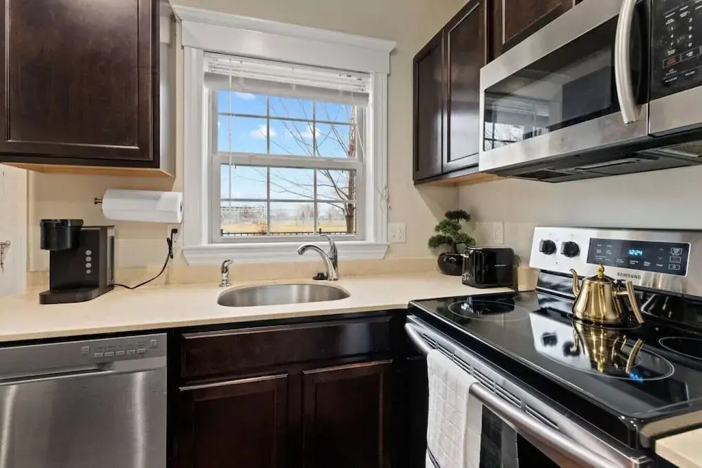 Your Cozy One Bedroom Midtown