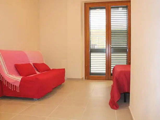 Beach House - Two Bedroom No.2