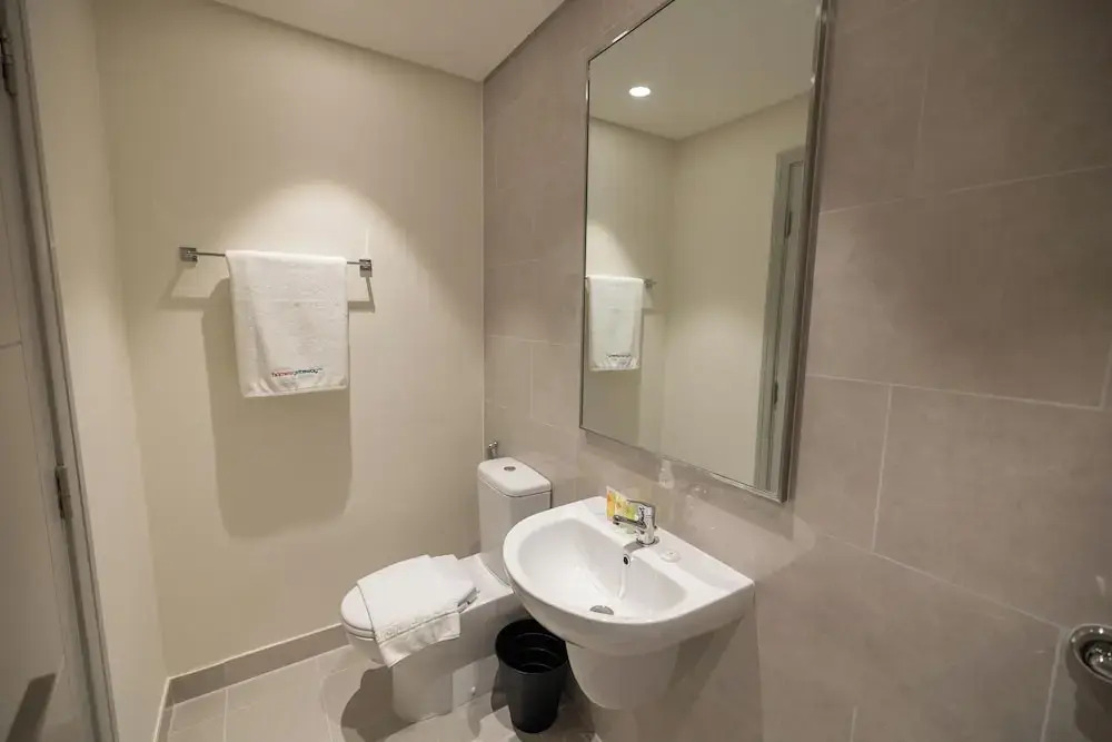 HomesGetaway-ForteDowntown 3BR MaidsRoom