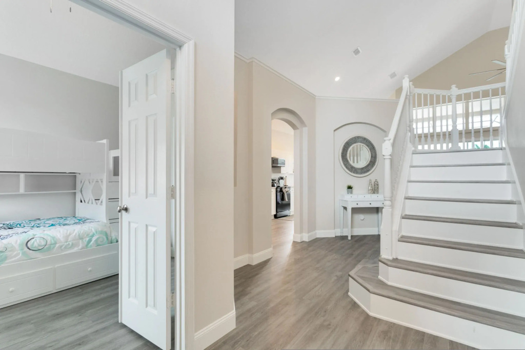 Amazing 6 Bed Disney Dream Getaway in Windsor Palm