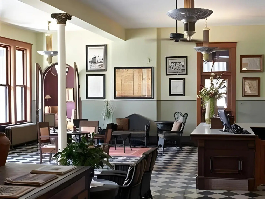 Hotel Frederick