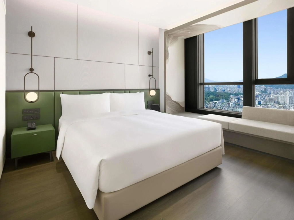 Pullman Ambassador Seoul Eastpole
