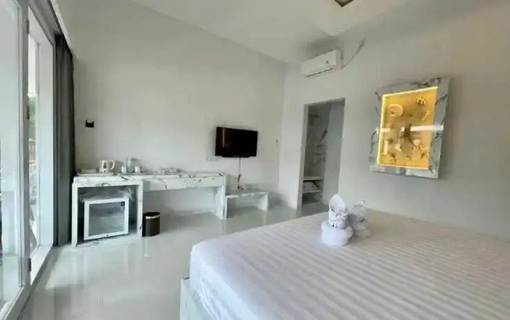 Seashell Resort