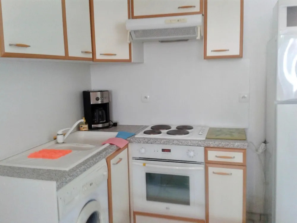 Apartment With one Bedroom in Narbonne, With Wonderful sea View, Balco