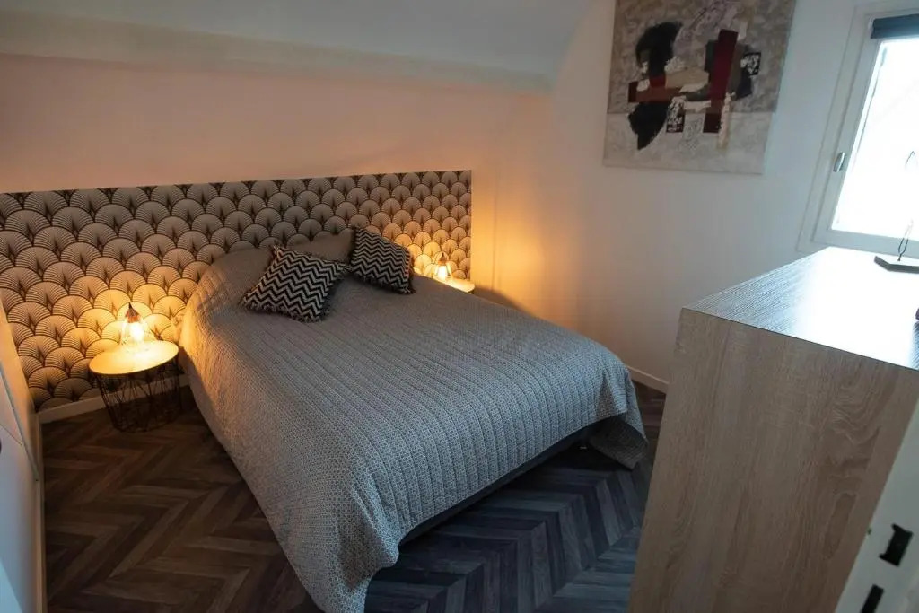 Flat With Balcony 7min From The Beach